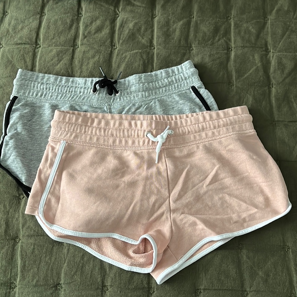 Set of two lounge shorts